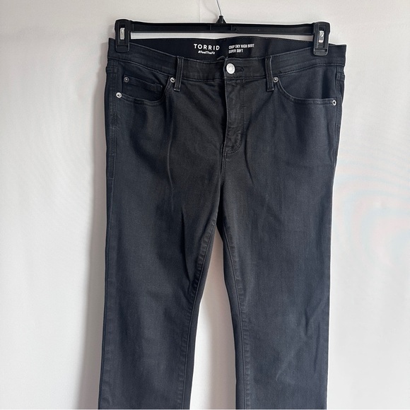 Torrid Crop Sky High Boot Super Soft Size 12 - Picture 8 of 9